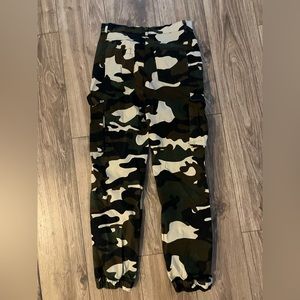 Camo cargo jogger pants